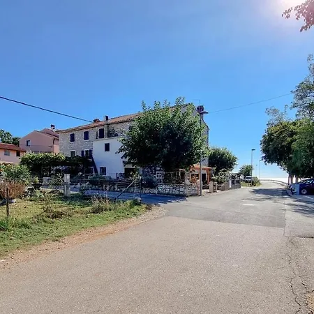 Sv. Ivan * אומאג